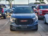 Used 2024 GMC Terrain SLE w/ Driver Convenience Package image 2
