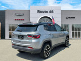 Used 2021 Jeep Compass Limited w/ Sun and Sound Group image 5