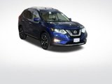 Used 2018 Nissan Rogue SL w/ Premium Package image 3