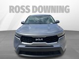 Used 2023 Kia Sorento LX image 2
