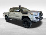 Used 2021 Toyota Tacoma SR5 image 2