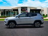 Used 2022 Jeep Compass Limited image 2