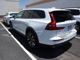 Used 2021 Volvo V60 T5 Cross Country image 3