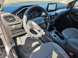 Used 2021 Ford Escape SE image 2
