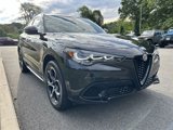 Used 2024 Alfa Romeo Stelvio Veloce image 2
