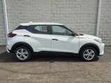 Used 2021 Nissan Kicks S image 3