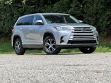 Used 2019 Toyota Highlander LE image 2