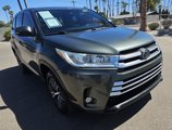 Used 2019 Toyota Highlander FWD V6 image 3