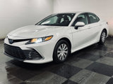Used 2022 Toyota Camry LE image 4