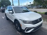 Used 2023 Volkswagen Tiguan SE image 3