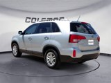 Used 2014 Kia Sorento LX image 3