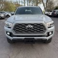 Used 2020 Toyota Tacoma TRD Off-Road image 2