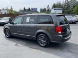 Used 2017 Dodge Grand Caravan SXT image 5