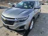 Used 2023 Chevrolet Equinox LT image 3