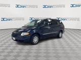 Used 2005 Chrysler Town & Country Touring image 4
