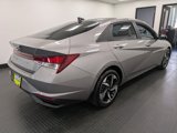 Certified 2023 Hyundai Elantra SEL w/ Convenience Package image 4