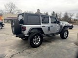 Used 2019 Jeep Wrangler Unlimited Sahara image 6