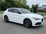 Used 2022 Alfa Romeo Stelvio Veloce image 2