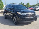 Used 2015 Toyota Highlander XLE image 2