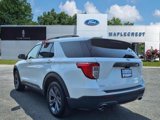 Certified 2022 Ford Explorer XLT w/ Equipment Group 202A image 3