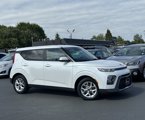 Used 2021 Kia Soul S image 2