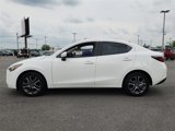 Used 2019 Toyota Yaris L image 6