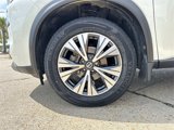Used 2021 Nissan Rogue SV image 3