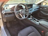 Used 2024 Nissan Altima 2.5 SV w/ SV Premium Package image 2
