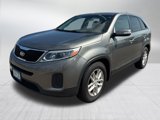 Used 2014 Kia Sorento LX image 2