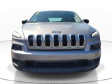 Used 2015 Jeep Cherokee Sport image 2