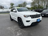 Used 2017 Jeep Grand Cherokee Altitude image 4