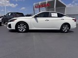 Used 2025 Nissan Altima 2.5 S image 2
