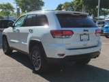 Used 2020 Jeep Grand Cherokee Limited image 3