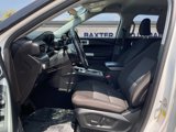 Certified 2022 Ford Explorer XLT image 2