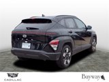 Used 2024 Hyundai Kona SEL image 2