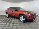 Used 2024 Chevrolet Trax LS w/ Driver Confidence Package image 2