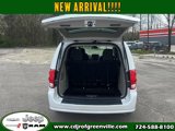 Used 2019 Dodge Grand Caravan SE w/ UConnect Hands-Free Group image 6