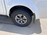 Used 2019 Nissan Frontier PRO-4X image 5