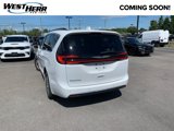 Used 2021 Chrysler Pacifica Touring image 3