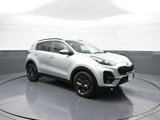 Used 2022 Kia Sportage Nightfall Edition image 4