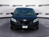 Used 2013 Toyota Sienna L image 2