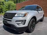 Used 2017 Ford Explorer XLT w/ Equipment Group 202A image 3