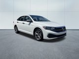 Used 2024 Volkswagen Jetta SE w/ Panoramic Sunroof Package image 4
