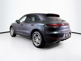 Certified 2021 Porsche Macan image 3