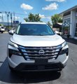 Used 2024 Nissan Rogue SV image 3
