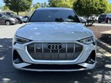 Used 2021 Audi e-tron Premium Plus w/ Premium Plus Package image 2