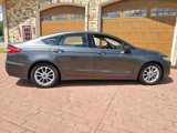 Used 2019 Ford Fusion SE image 2