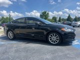 Used 2017 Ford Fusion SE w/ Fusion SE Technology Package image 4