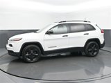 Used 2017 Jeep Cherokee Altitude image 2