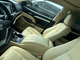 Used 2019 Toyota Highlander XLE image 2